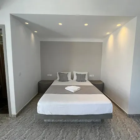 White Lily & Lofts - Adults Only 16 Ξενοδοχείο