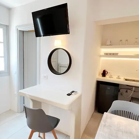 White Lily & Lofts - Adults Only 16 * פריבולוס